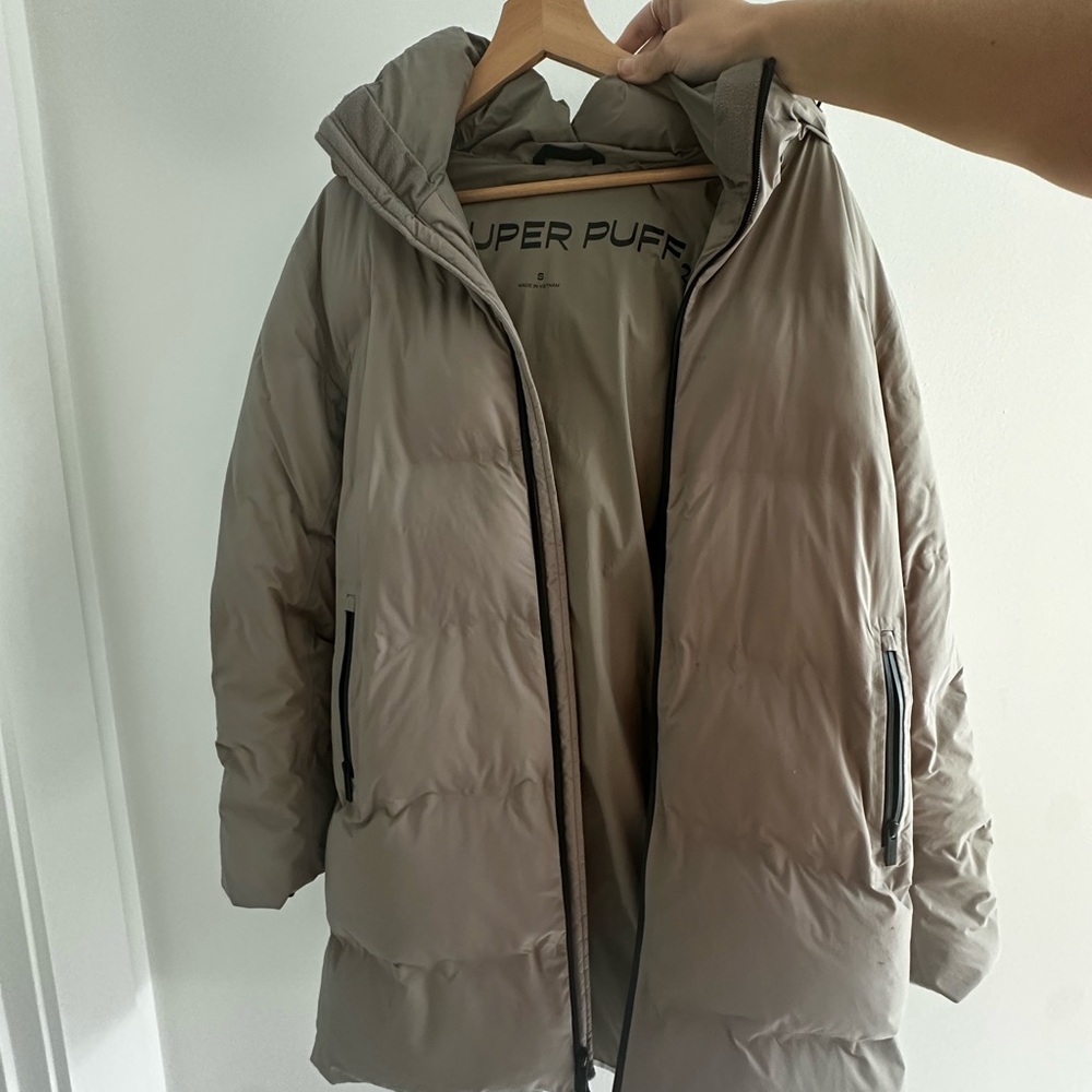 Aritzia Super Puff Jacket in Taupe